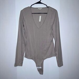 NWT Madewell beige V-neck full coverage long sleeve thong bodysuit size large